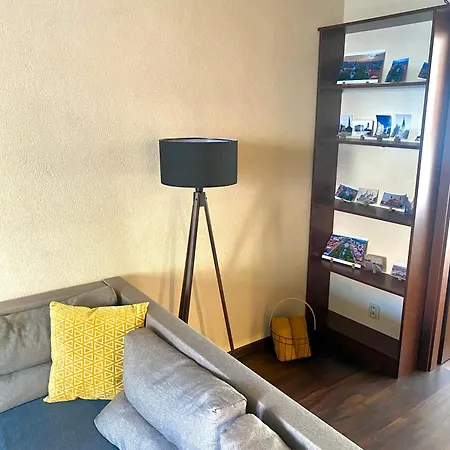 Luxury In Center Apartment *
