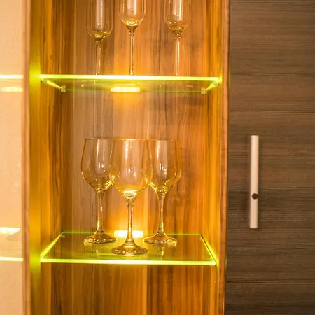 Luxury In Center Апартаменты